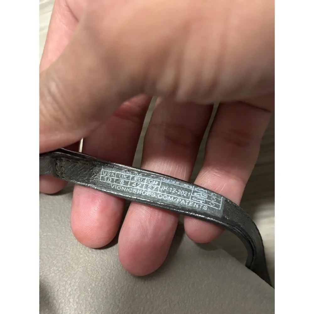 Vionic Metallic Strappy Thong Sandals Women's Size‎ 10 Silver Comfort Orthotic - Picture 4 of 4